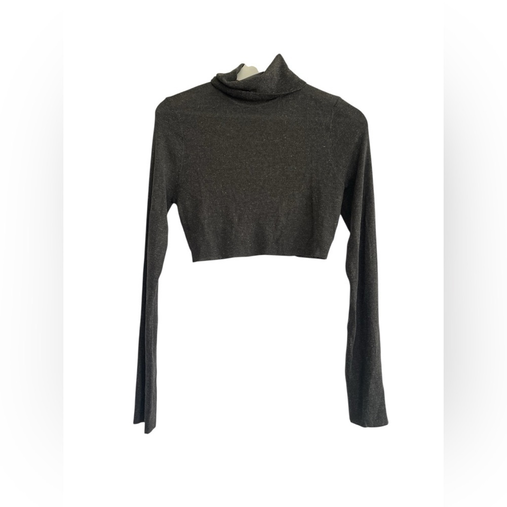 DISSH Elegant Grey Long Sleeve Turtle Neck Top Size Medium